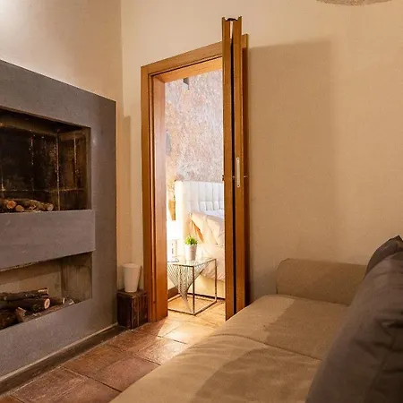 Trastevere Alexander In